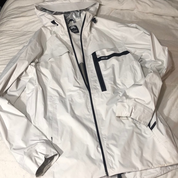 nike sb rain jacket